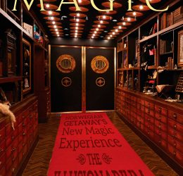 Magic Magazine Volume 23, Number 8 – April 2014