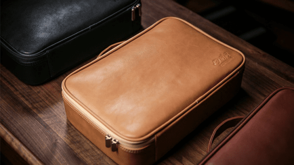 Luxury Close-Up Bag (Camel Brown)